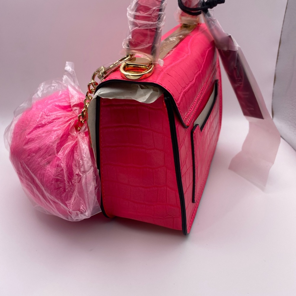 Aldo Chiadda  Bright Pink Women's Top Handle Handbag Shoulder Strap - Picture 3 of 13